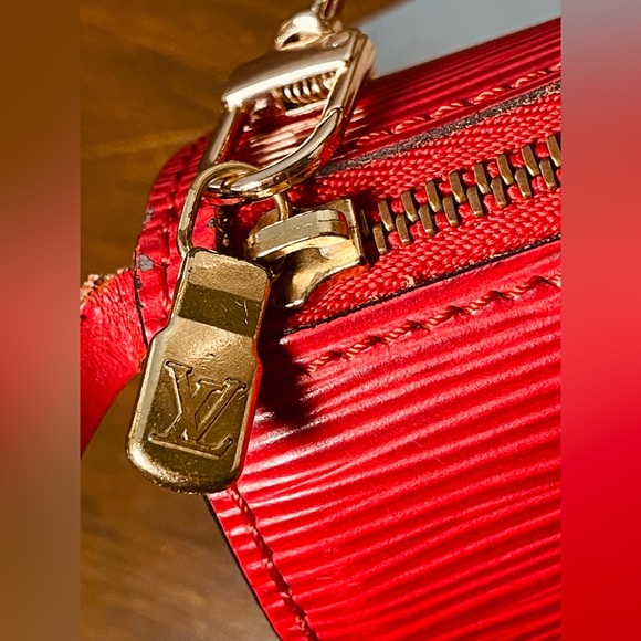 Louis Vuitton mini - Picture 4 of 8